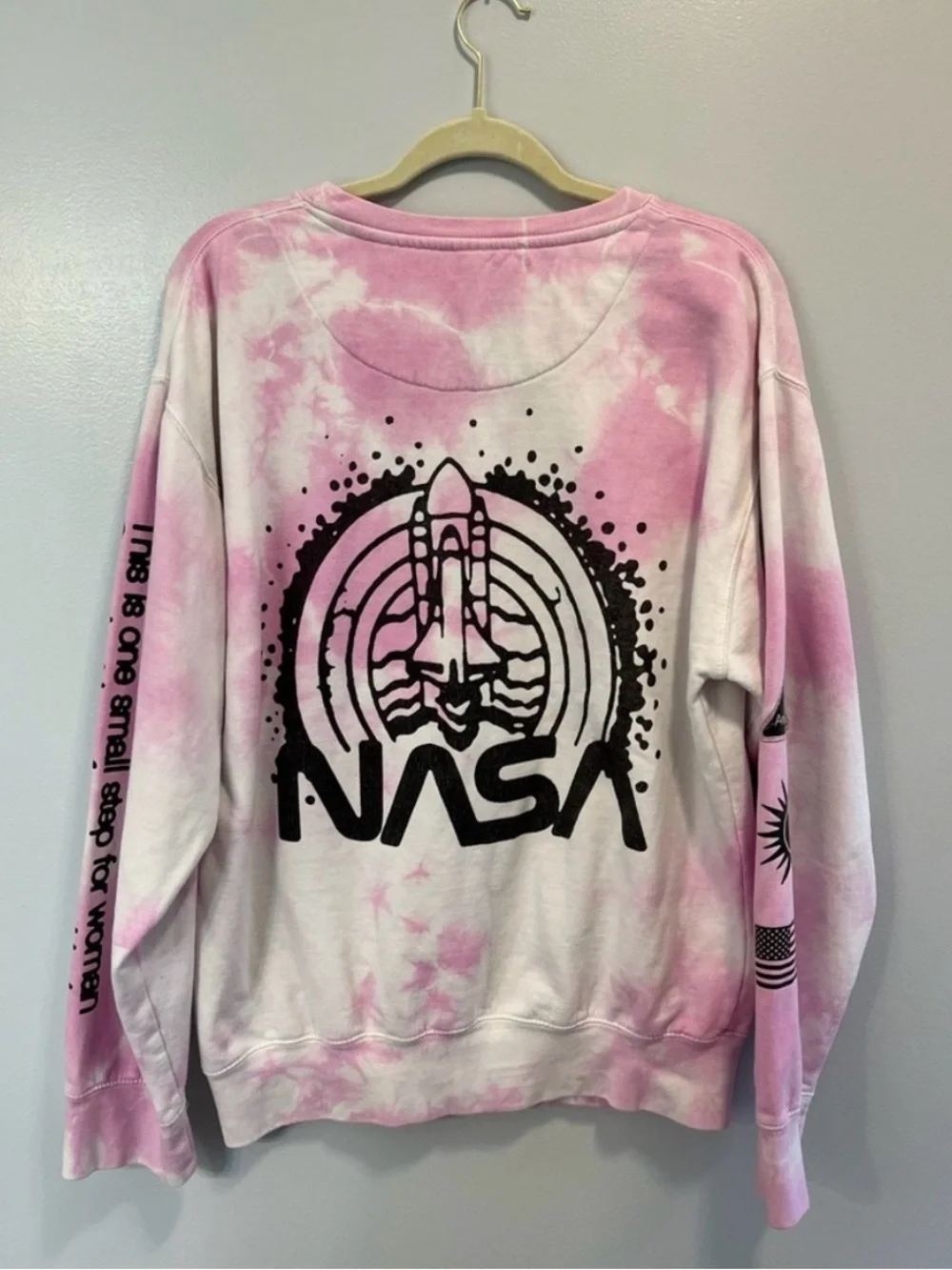 Ariana Grande NASA Crewneck from Coachella - Picture 2 of 5